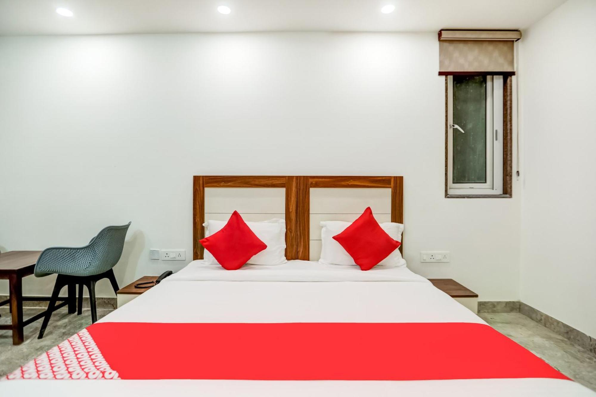 Flagship Happy Inn Delhi  Buitenkant foto